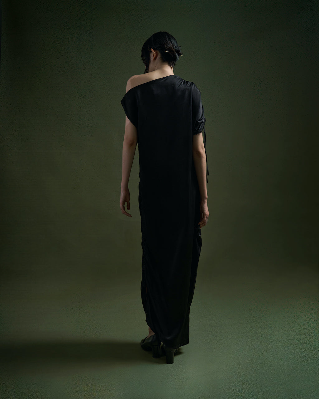 BLACK PLUM RUTCHED SILK DRESS