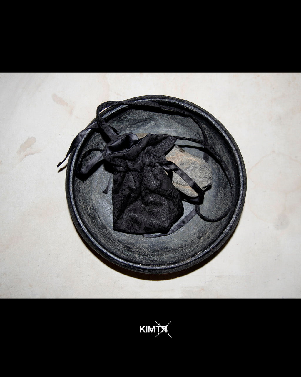 JACQUARD RUCHED POUCH