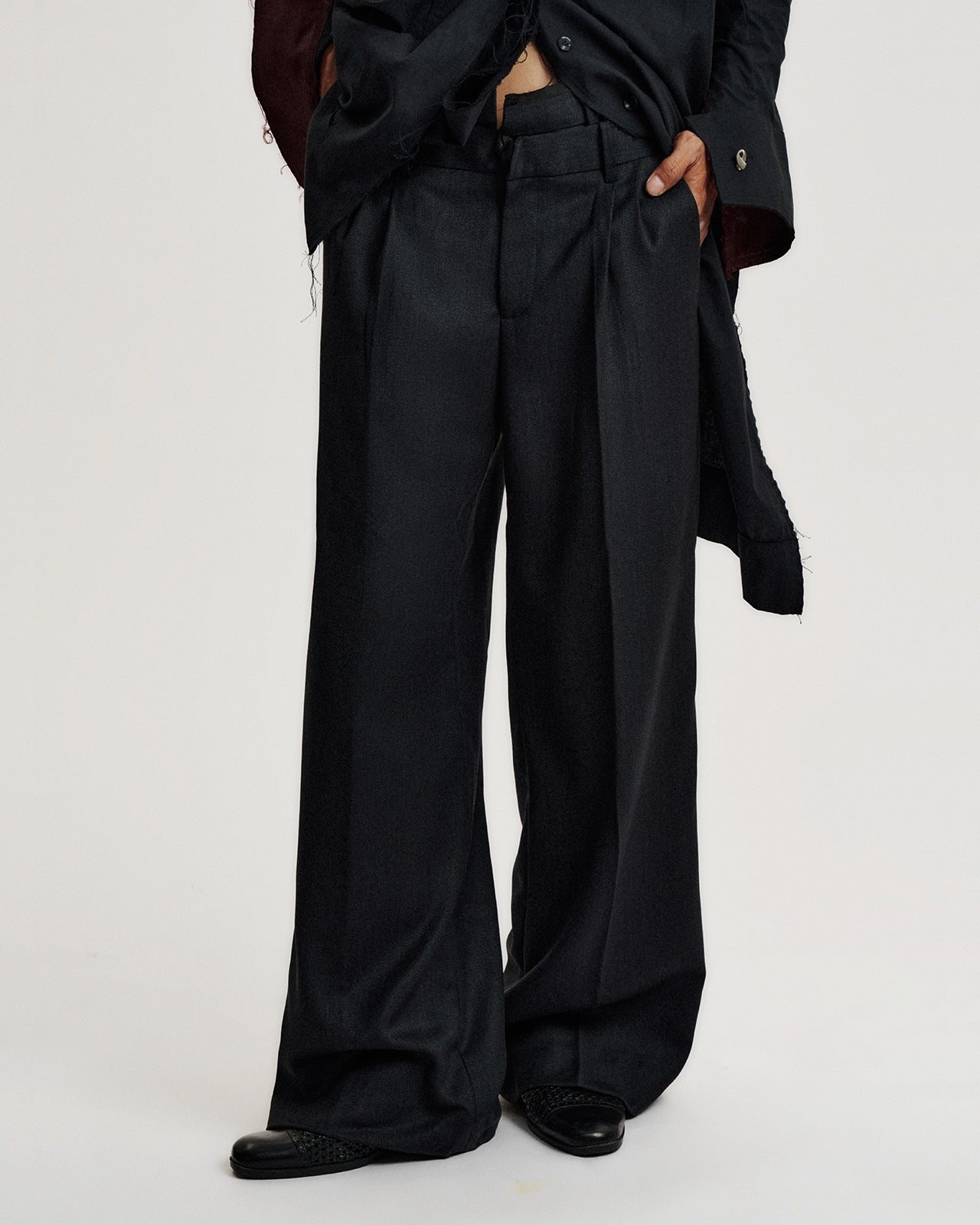 UNDEUZTRAIZ TROUSERS