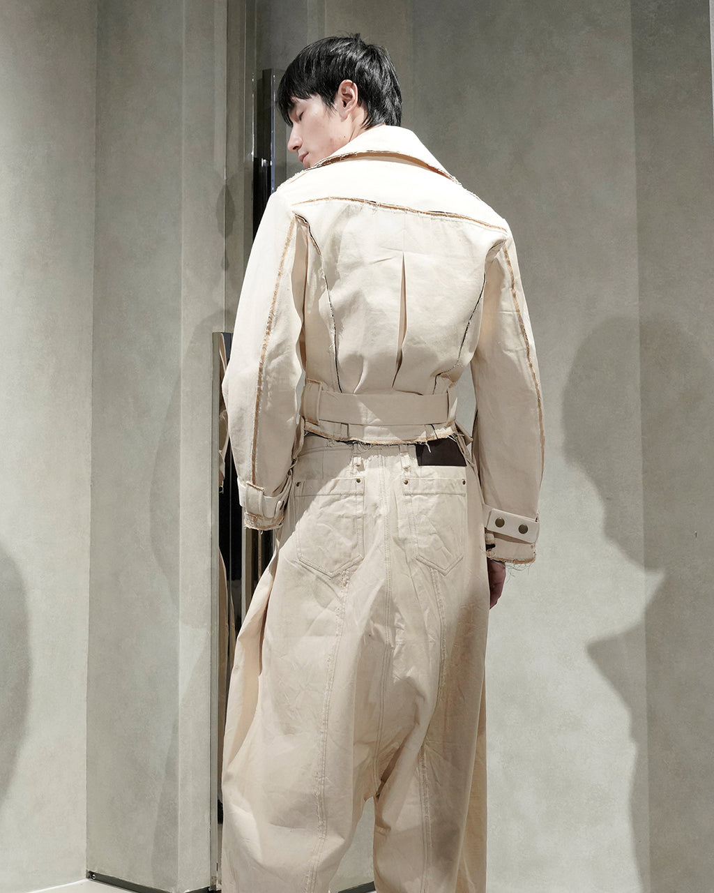 BLACK-LIGHT SMOKE JACKET