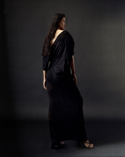 DROPPED SHOULDER VELVET DRESS