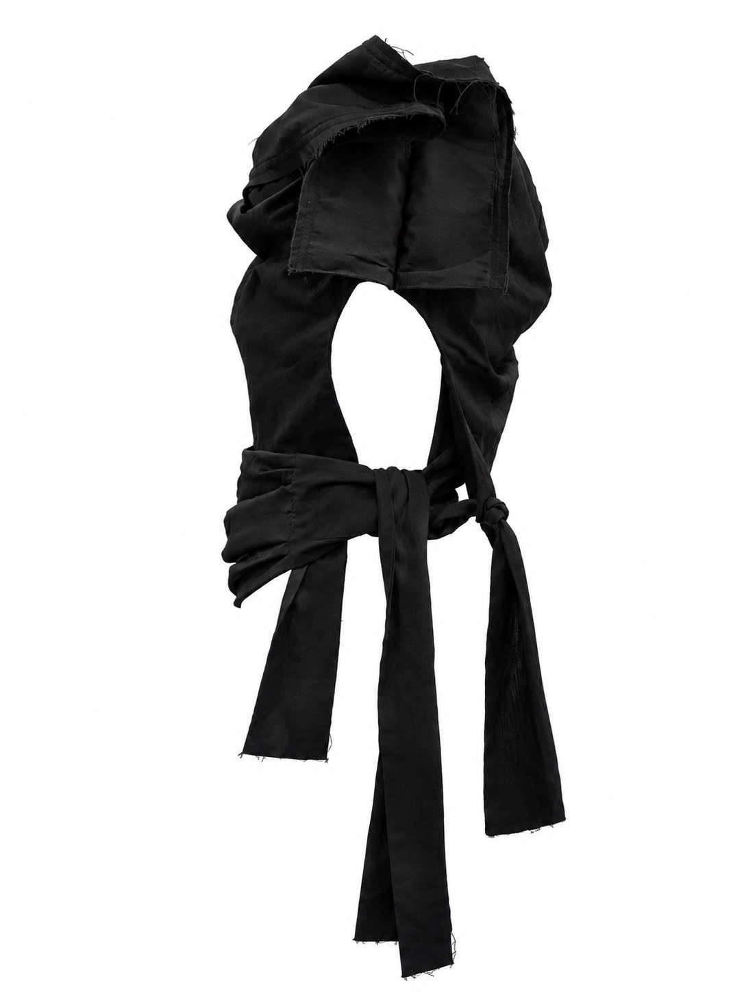 CAPPER BELTED STRAP TOP